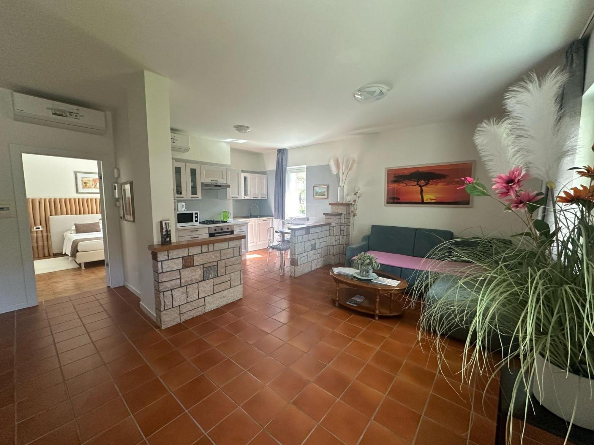 Residence Villa Dalila - Appartamento Dalila Ρίβα ντελ Γκάρντα Εξωτερικό φωτογραφία