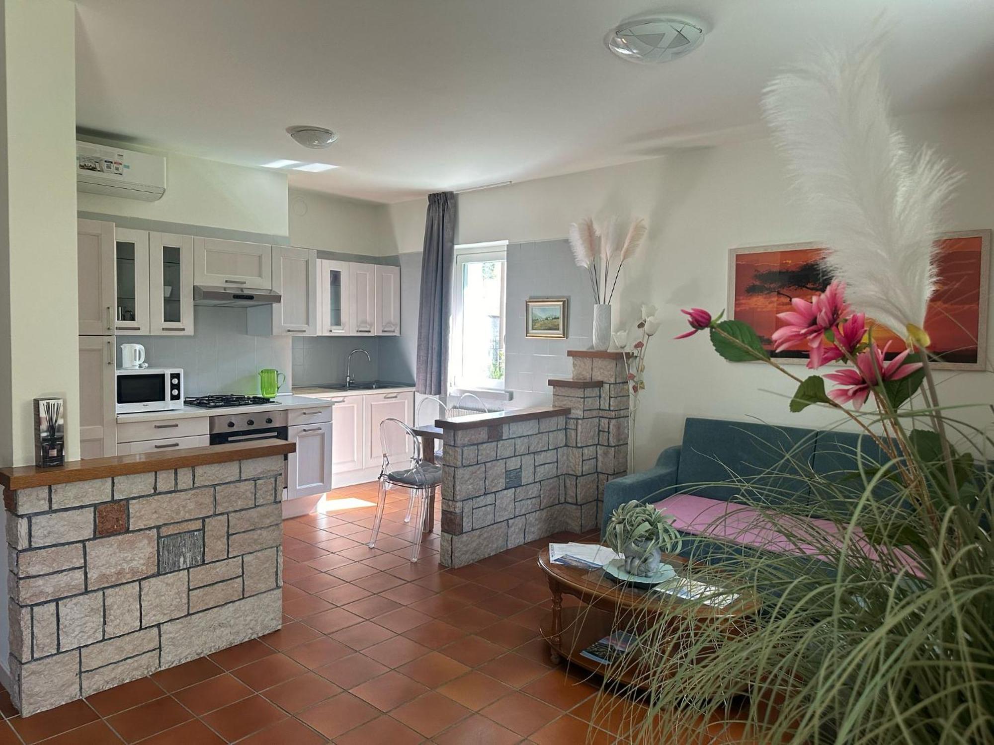 Residence Villa Dalila - Appartamento Dalila Ρίβα ντελ Γκάρντα Εξωτερικό φωτογραφία